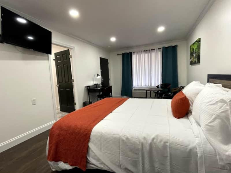Photo of Bedroom in Corning