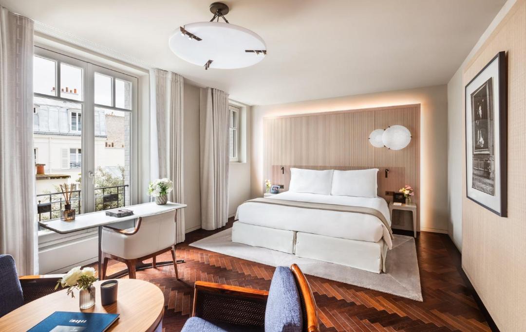 Photo of Bedroom in 6th Arrondissement