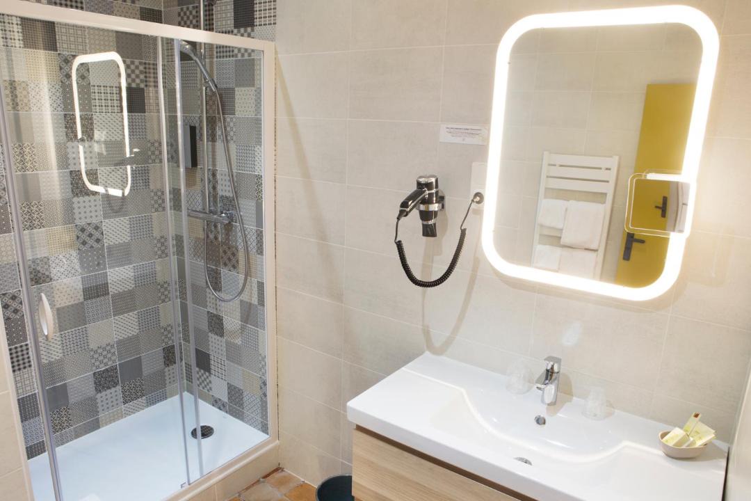 Photo of Bathroom in Blace