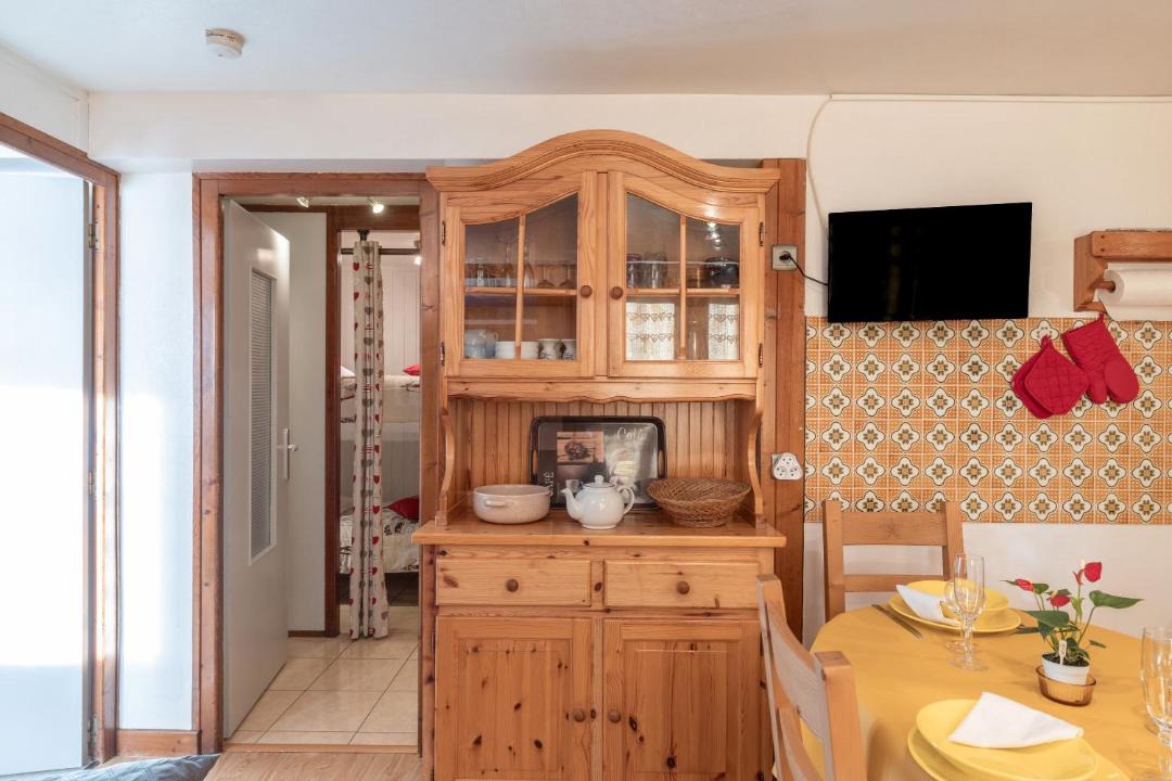 Photo of Others in Cordon