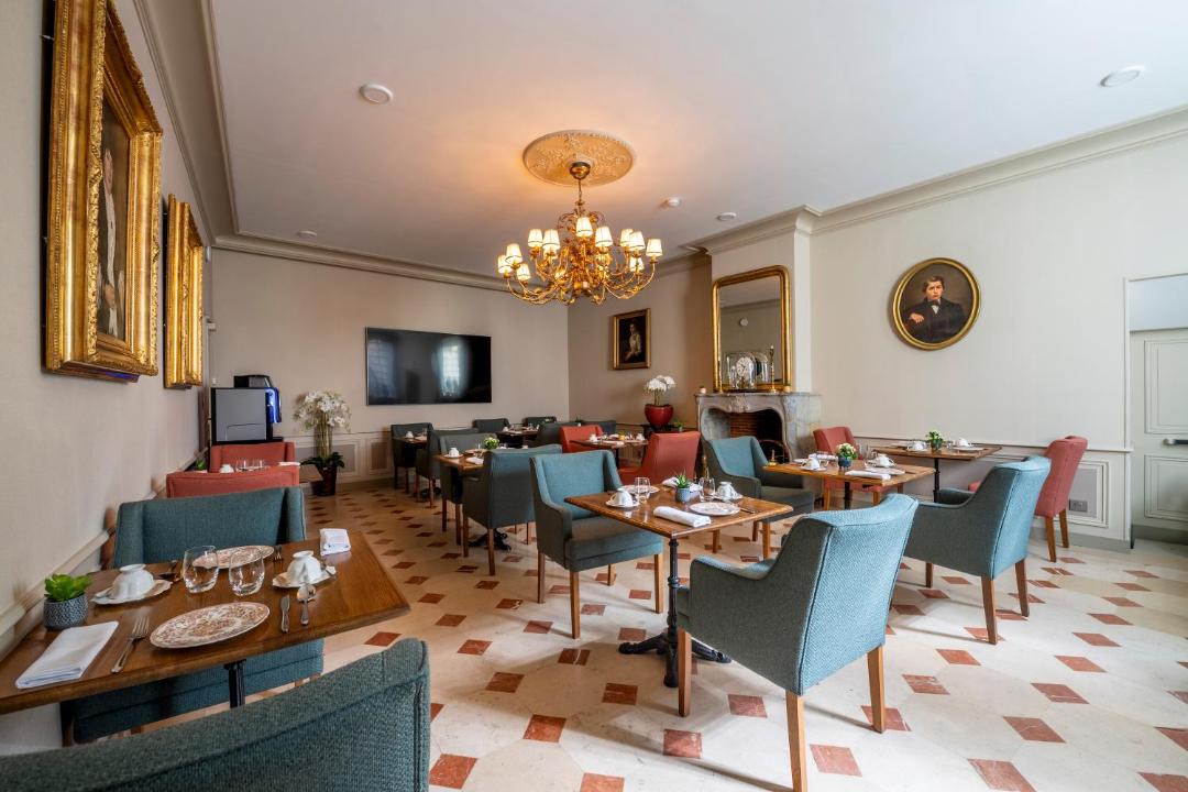 Photo of Others in Avallon