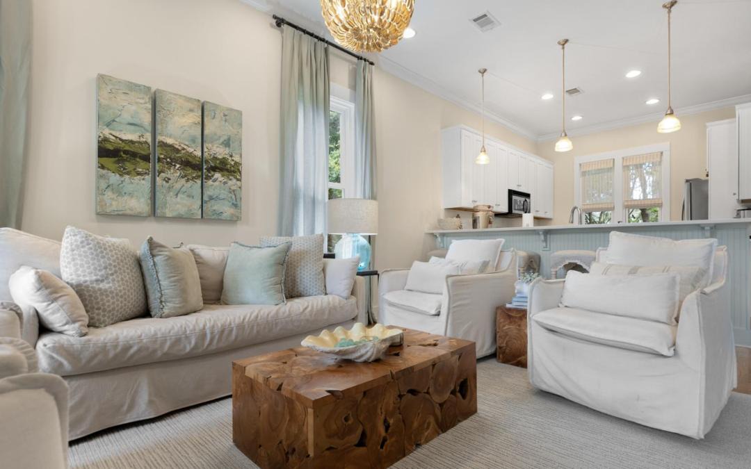 Photo of Livingroom in White's Gulfview