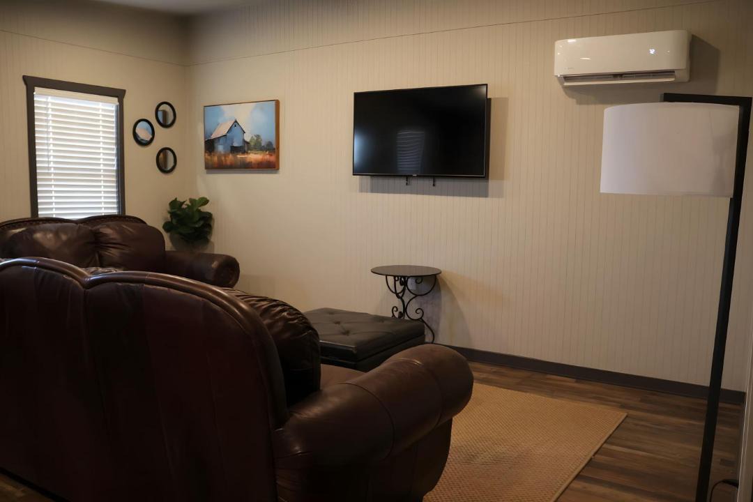 Photo of Livingroom in Floydada