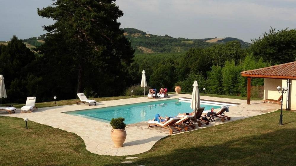 Photo of Others in Albon