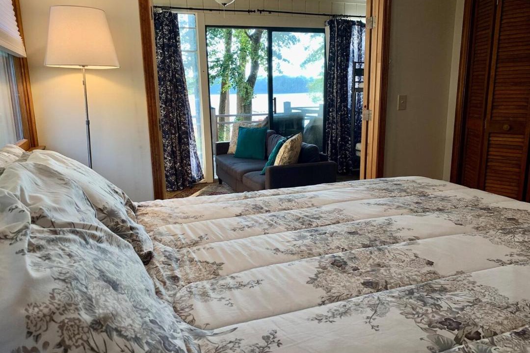 Photo of Bedroom in Fair Play