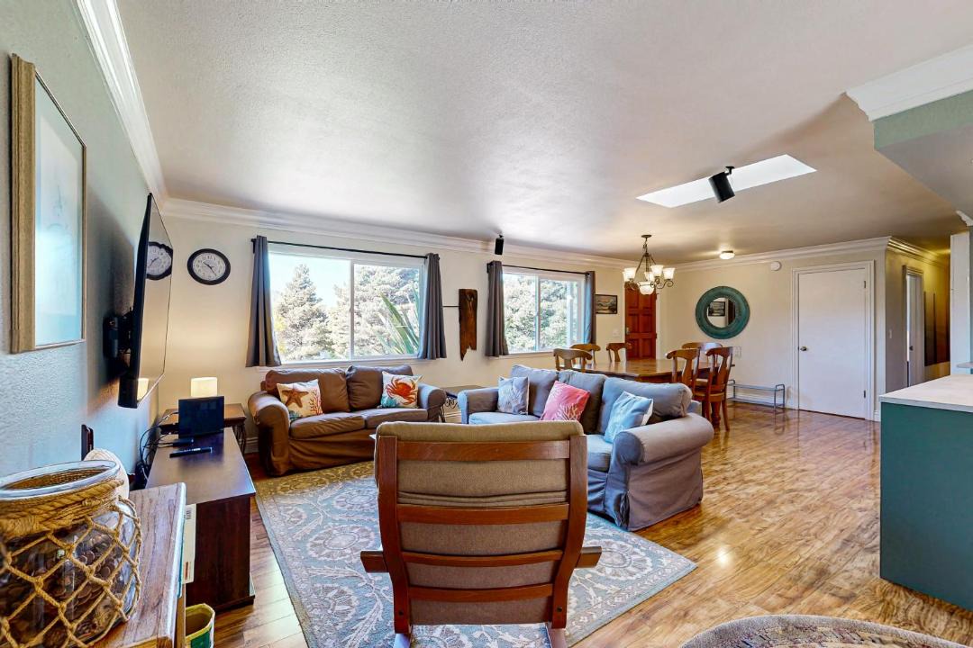 Photo of Others in Cleone