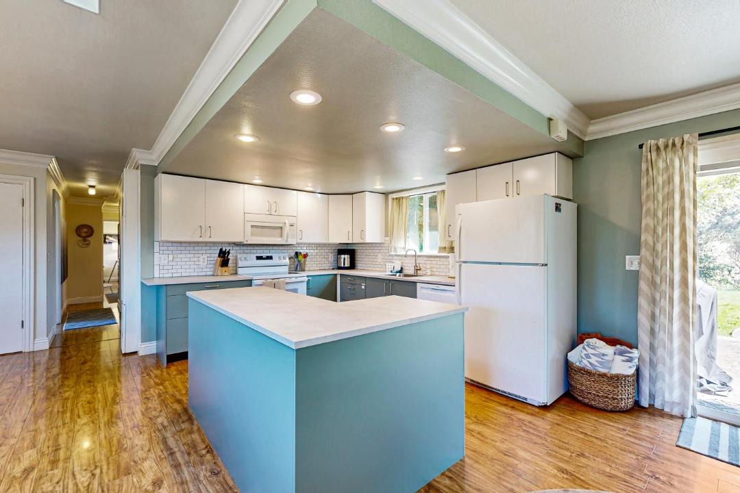 Photo of Others in Cleone