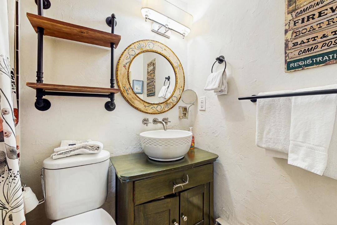 Photo of Bathroom in Fraser
