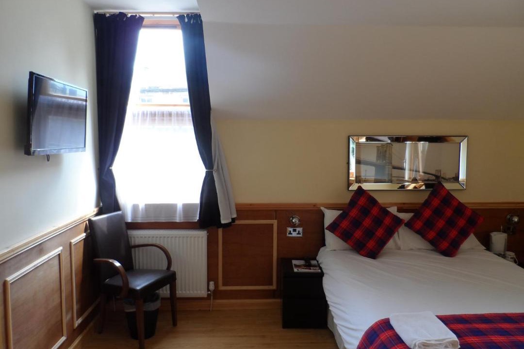 Photo of Others in Newington