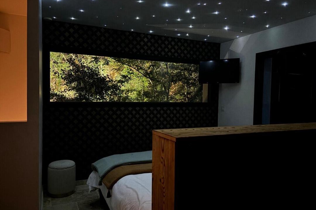 Photo of Bedroom in Saint-Restitut