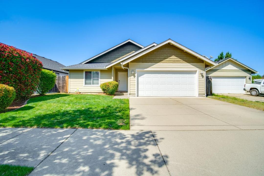 Photo of Others in Grants Pass