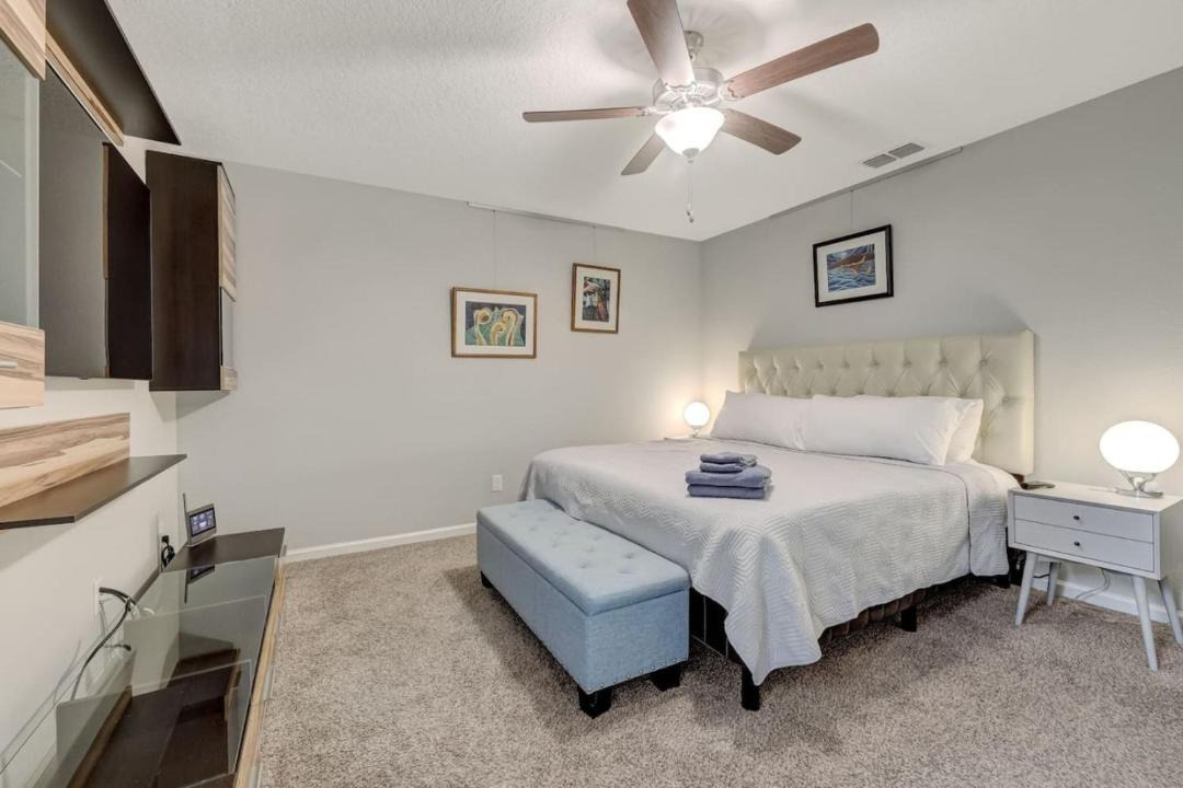 Photo of Bedroom in Murray Hill