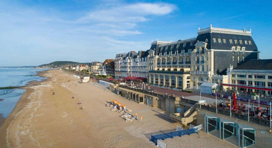 Photo of Others in Cabourg