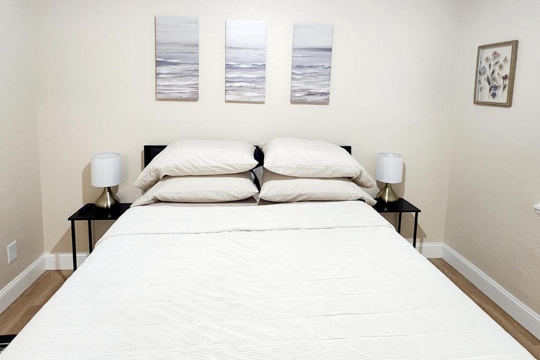 Photo of Bedroom in East Lake Morton