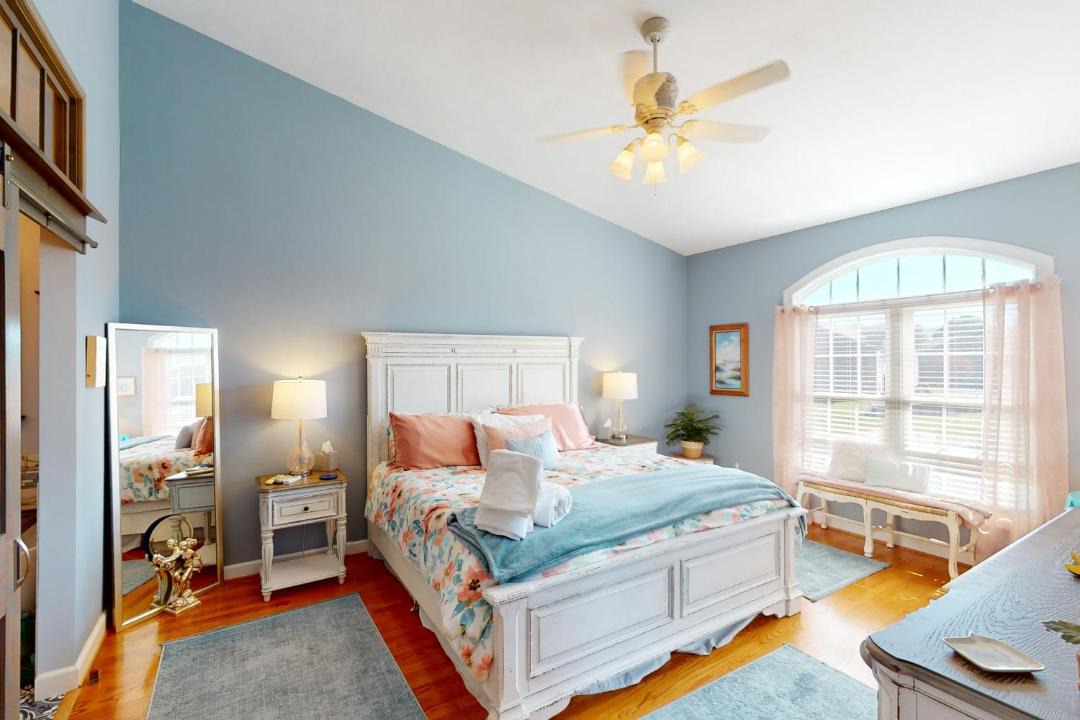 Photo of Bedroom in Huddleston