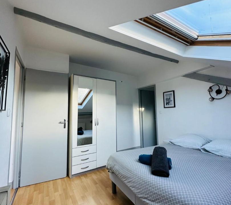 Photo of Bedroom in Charleville-Mezieres