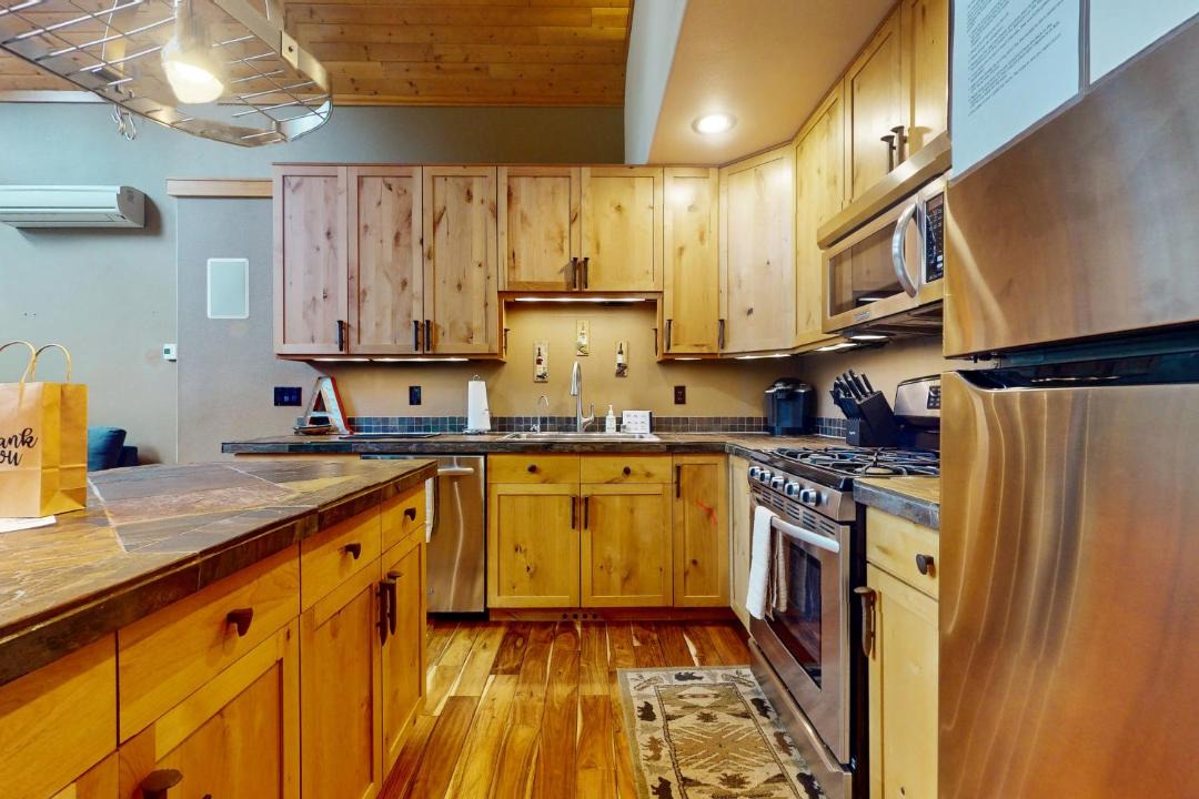 Photo of Kitchen in Roslyn Ridge