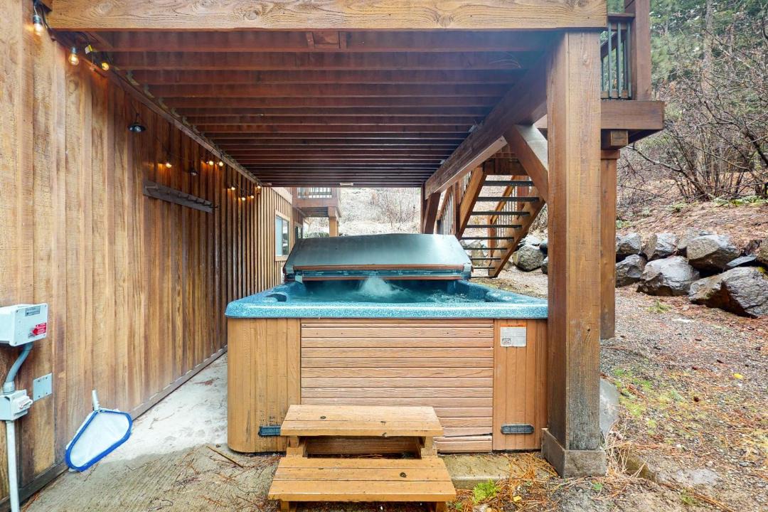 Photo of Others in Roslyn Ridge