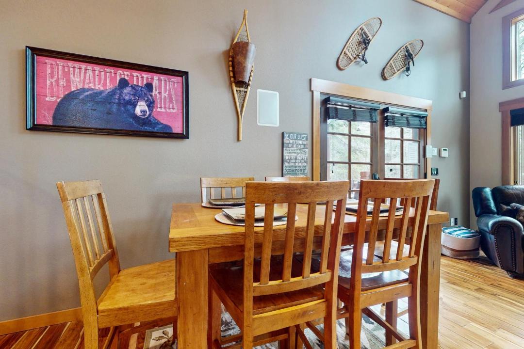 Photo of Others in Roslyn Ridge