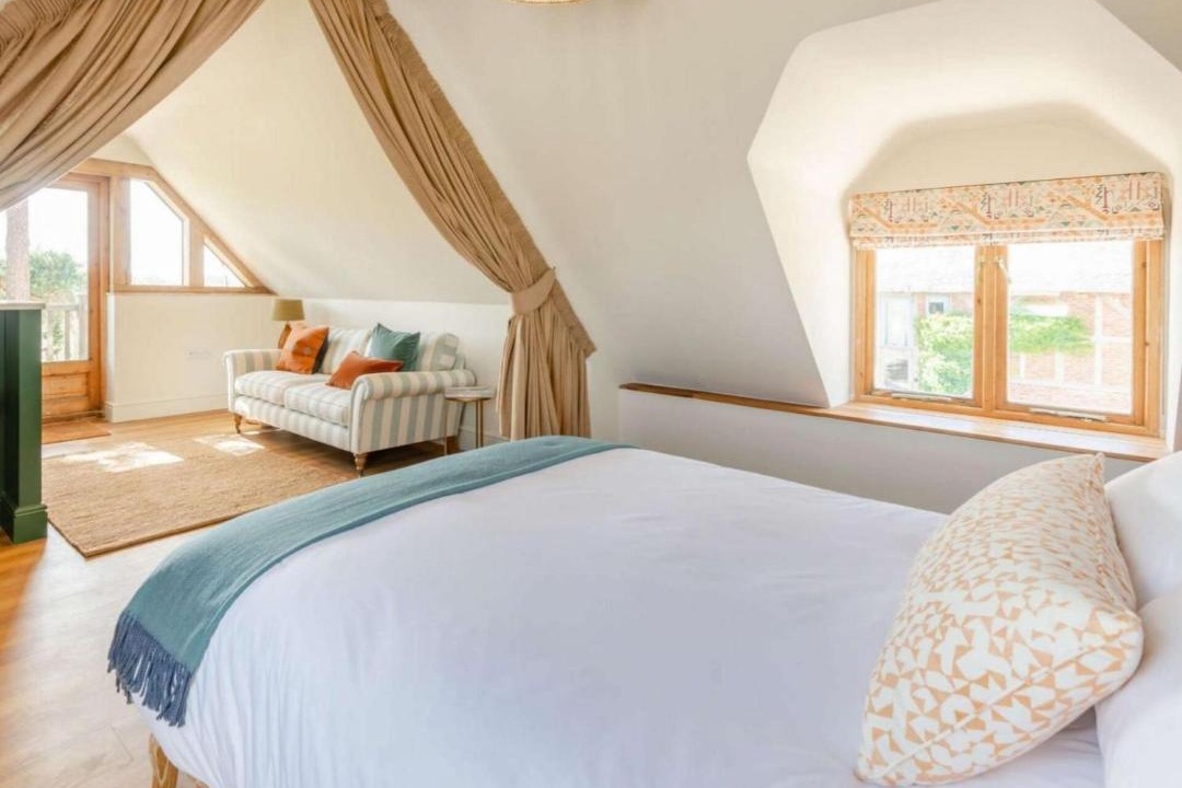 Photo of Bedroom in Alton