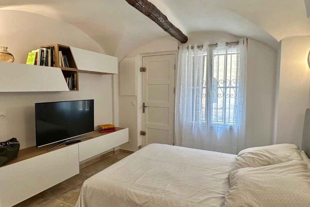 Photo of Bedroom in Antibes Old Town