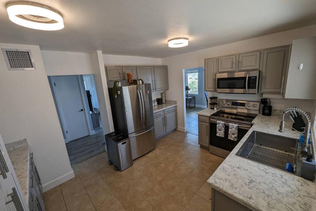 Photo of Kitchen in Waianae