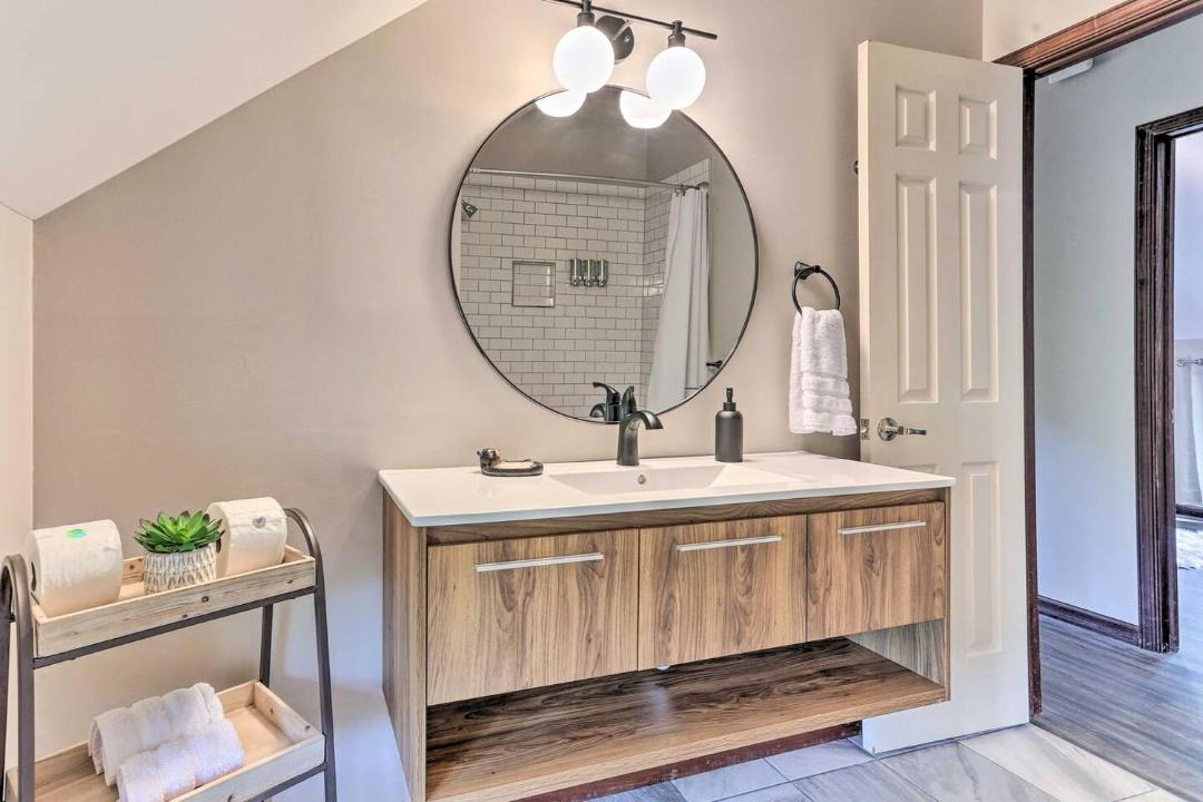 Photo of Bathroom in Reeders