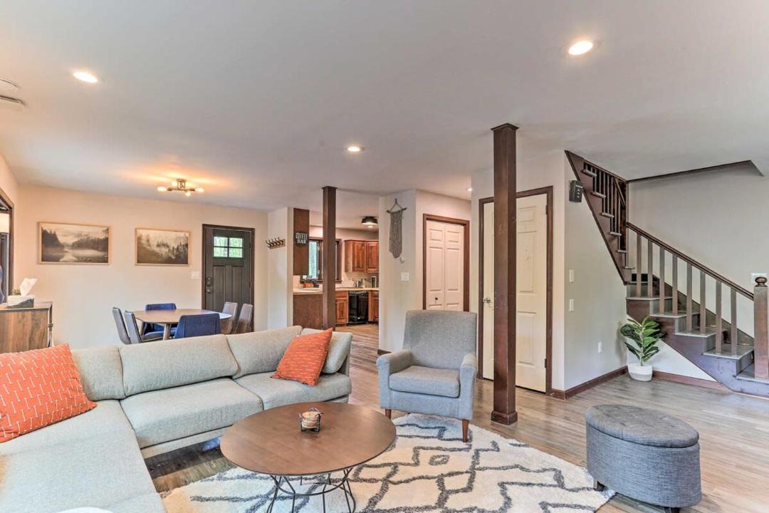 Photo of Others in Reeders