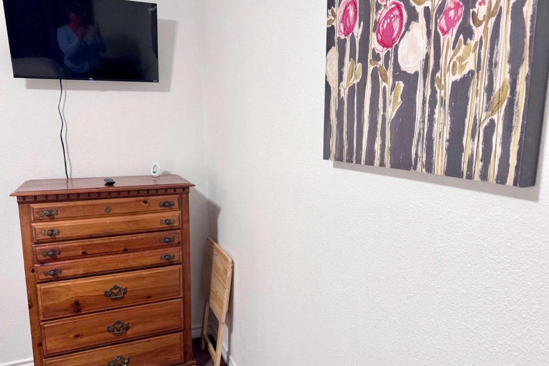 Photo of Livingroom in Port Arthur