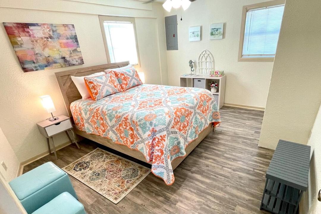 Photo of Bedroom in Port Neches