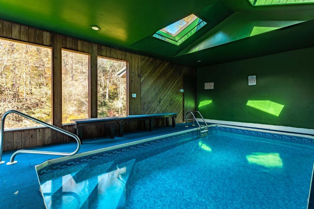 Photo of Others in Canadensis