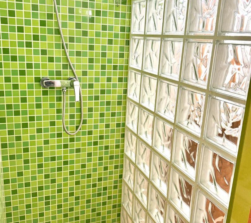 Photo of Bathroom in Camarles
