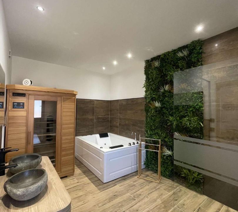 Photo of Others in Calais