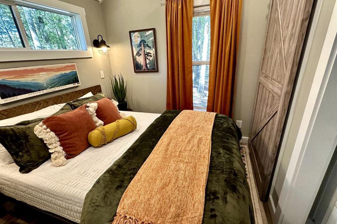 Photo of Bedroom in Tracy City