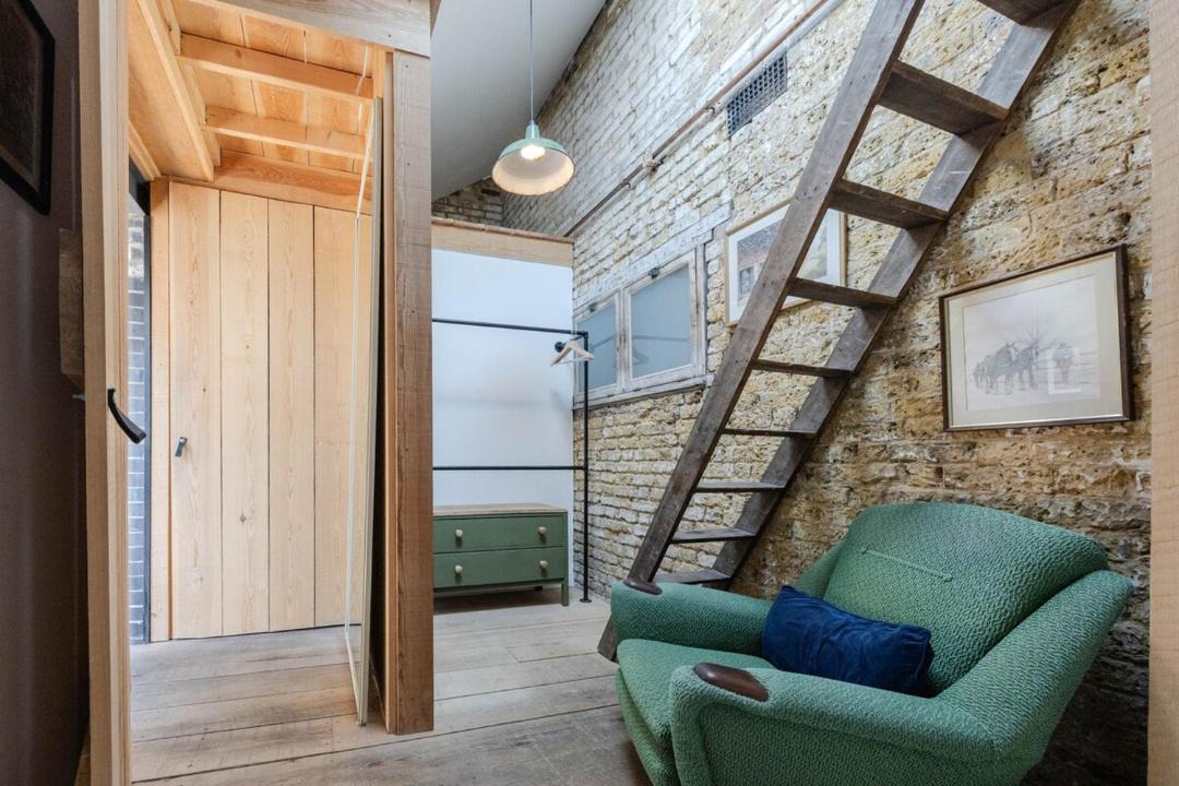 Photo of Others in Leigh-on-Sea