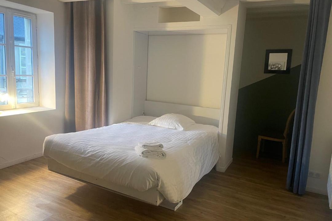 Photo of Bedroom in Bayeux