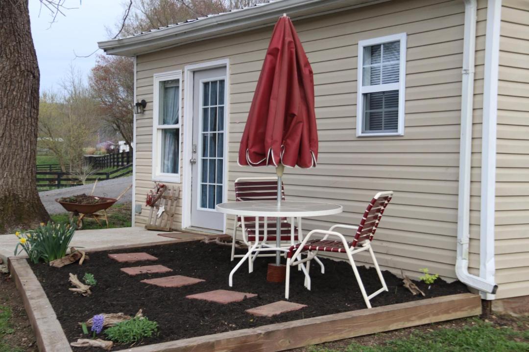 Photo of Others in Ella