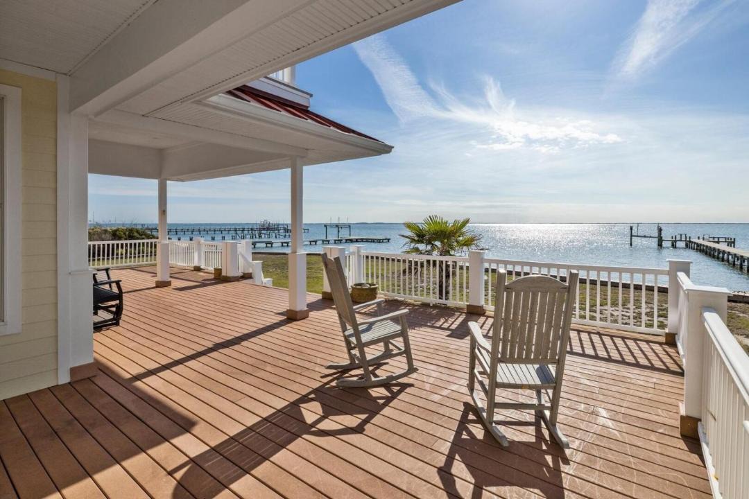 Photo of Patio Balcony in Harkers Island