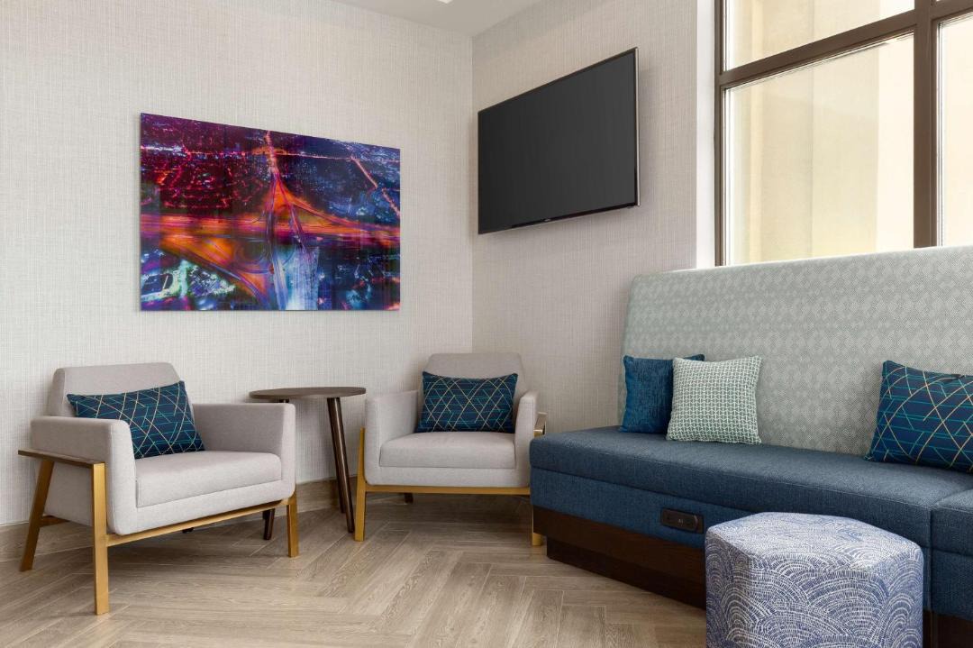 Photo of Livingroom in Napanee