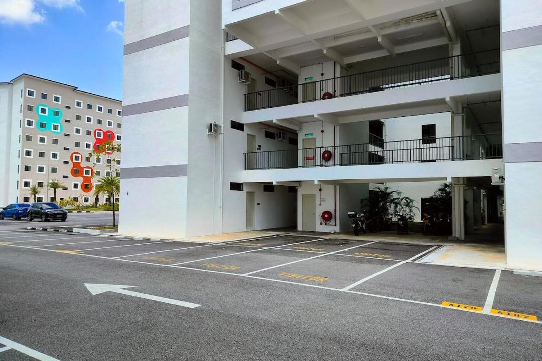 Photo of Others in Bota