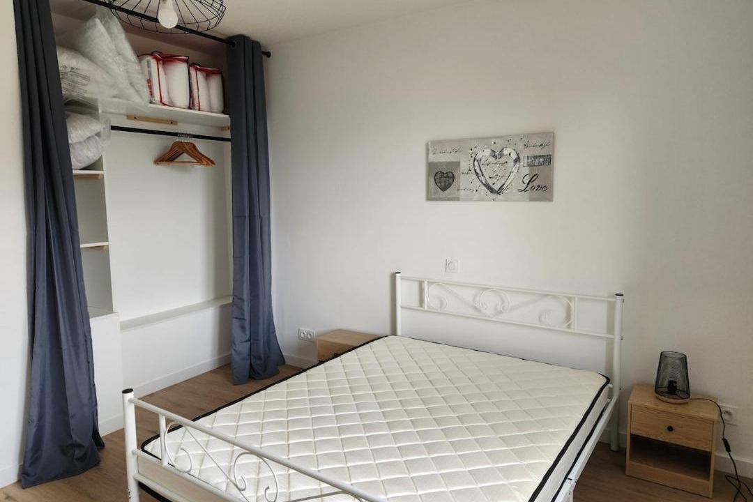 Photo of Bedroom in Villeneuve-la-Comptal