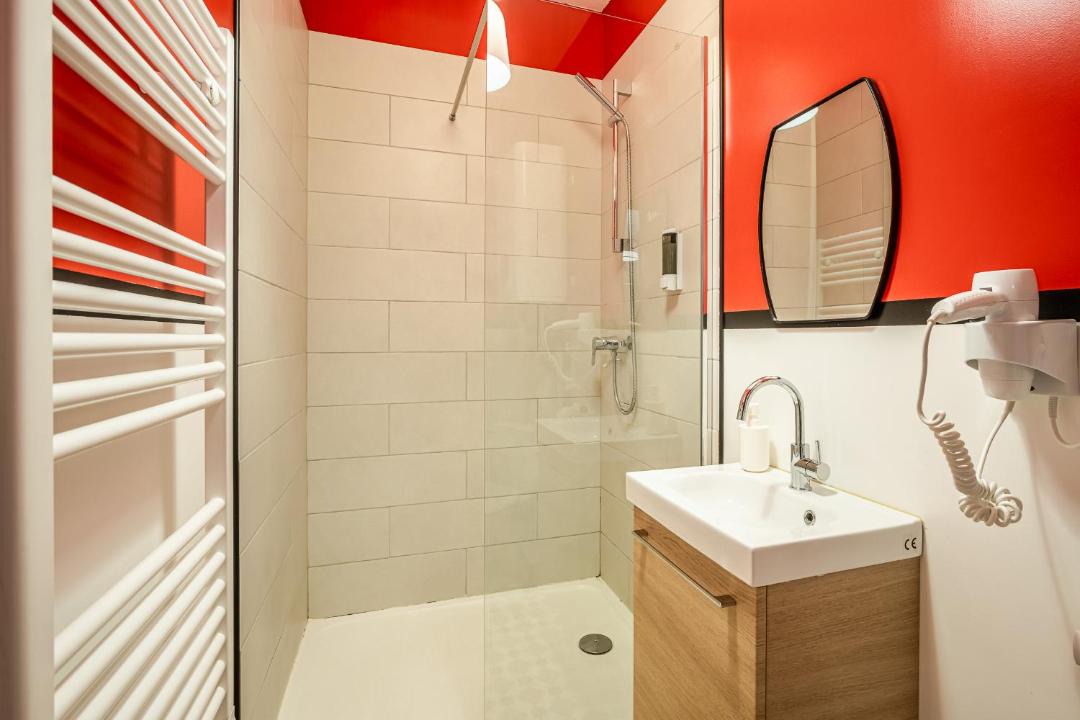 Photo of Bathroom in Lezignan-Corbieres