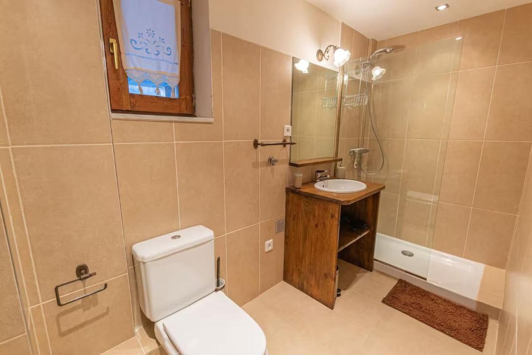 Photo of Bathroom in Estavar