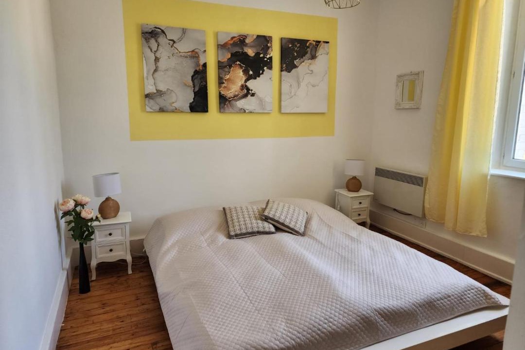 Photo of Bedroom in Champlitte