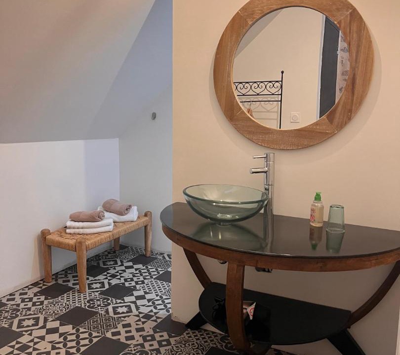 Photo of Bathroom in Romagne