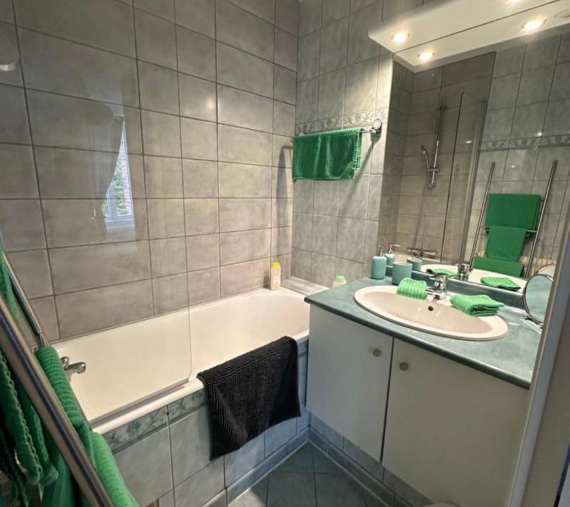 Photo of Bathroom in Colleville-sur-Mer