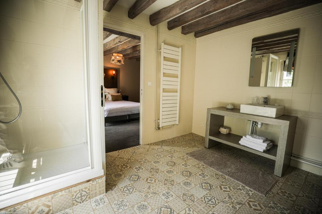 Photo of Others in Anserville