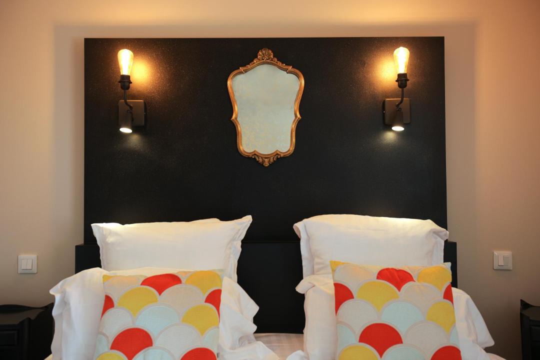 Photo of Others in Anserville