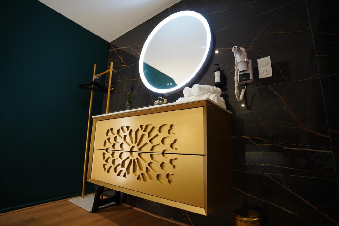 Photo of Bathroom in Saint-Chamond