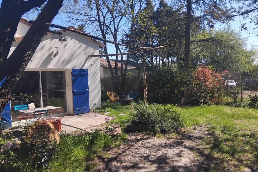 Photo of Others in Bagard